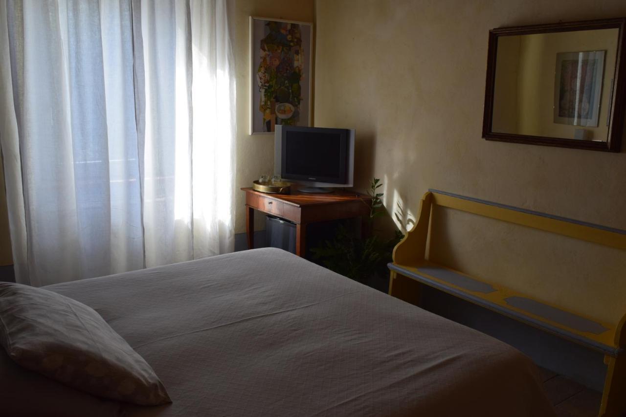 La Locanda Del Vino Nobile B&B Montepulciano Bagian luar foto