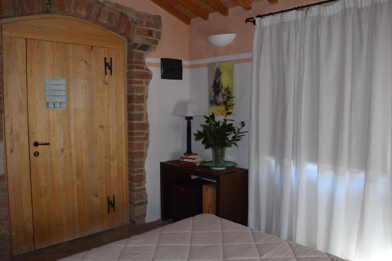 La Locanda Del Vino Nobile B&B Montepulciano Bagian luar foto