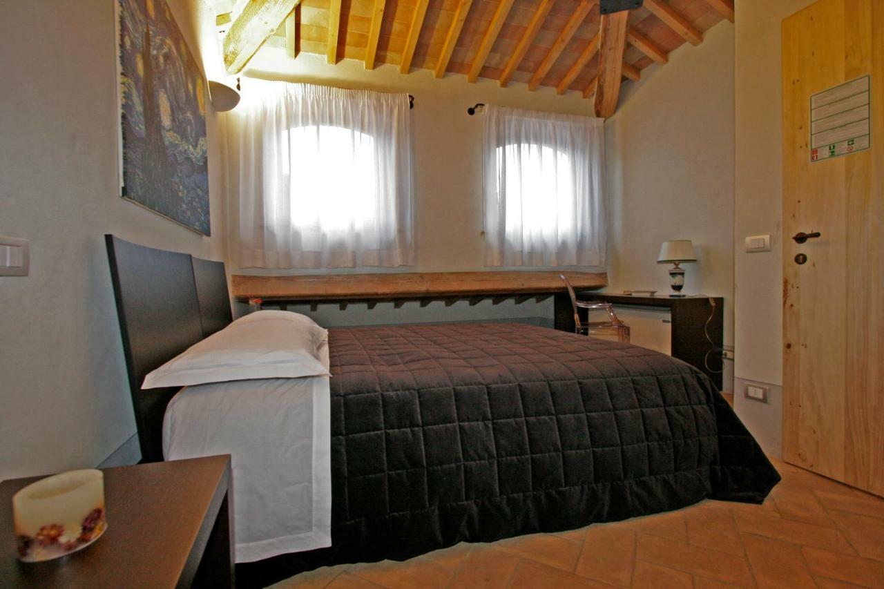 La Locanda Del Vino Nobile B&B Montepulciano Bagian luar foto